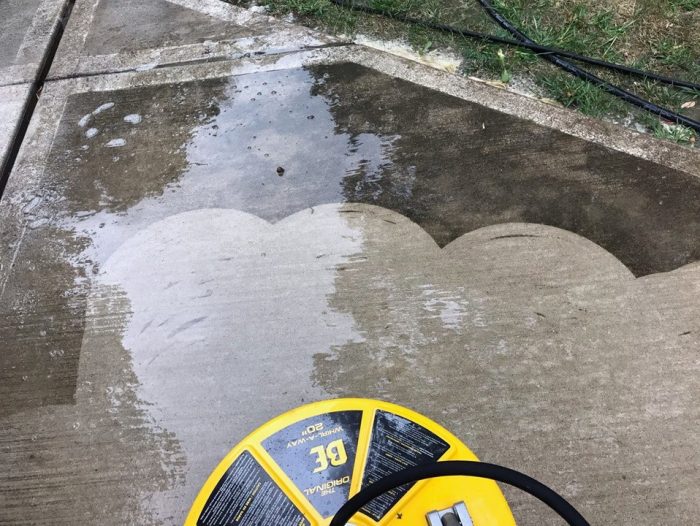 Power & Pressure Washing Services in Kansas City | Aardvark Residential